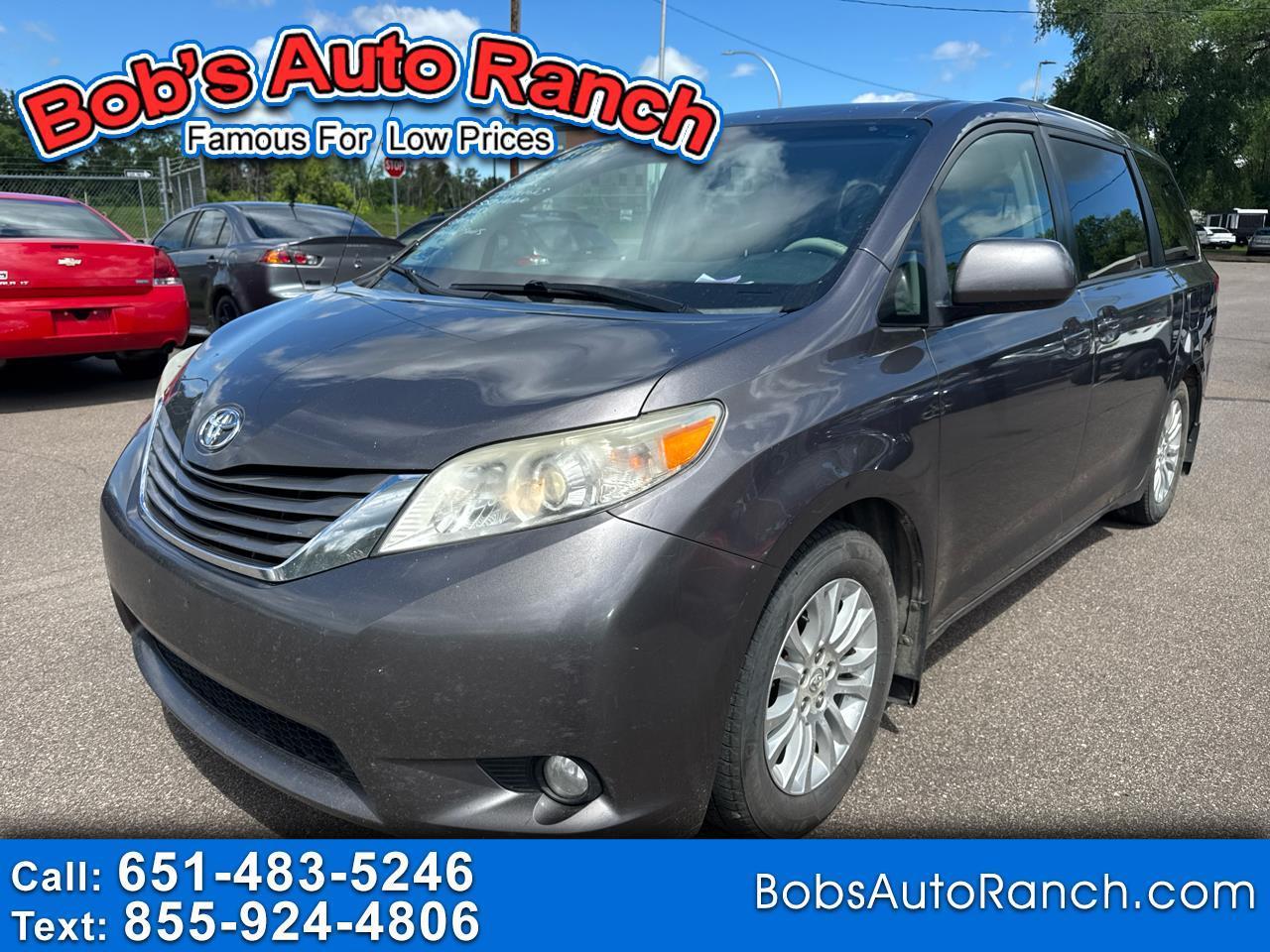 Toyota Sienna 5dr 7-Pass Van V6 XLE AAS FWD (Natl) 2011