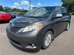 2011 Toyota Sienna 