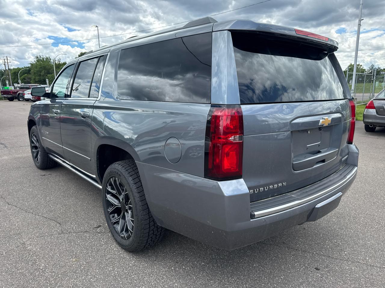 Chevrolet Suburban 4WD 4dr Premier 2020