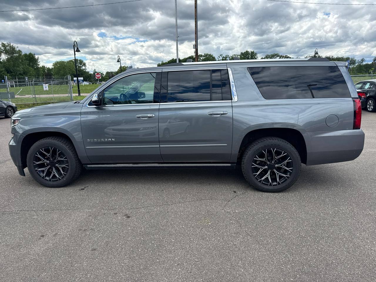 Chevrolet Suburban 4WD 4dr Premier 2020