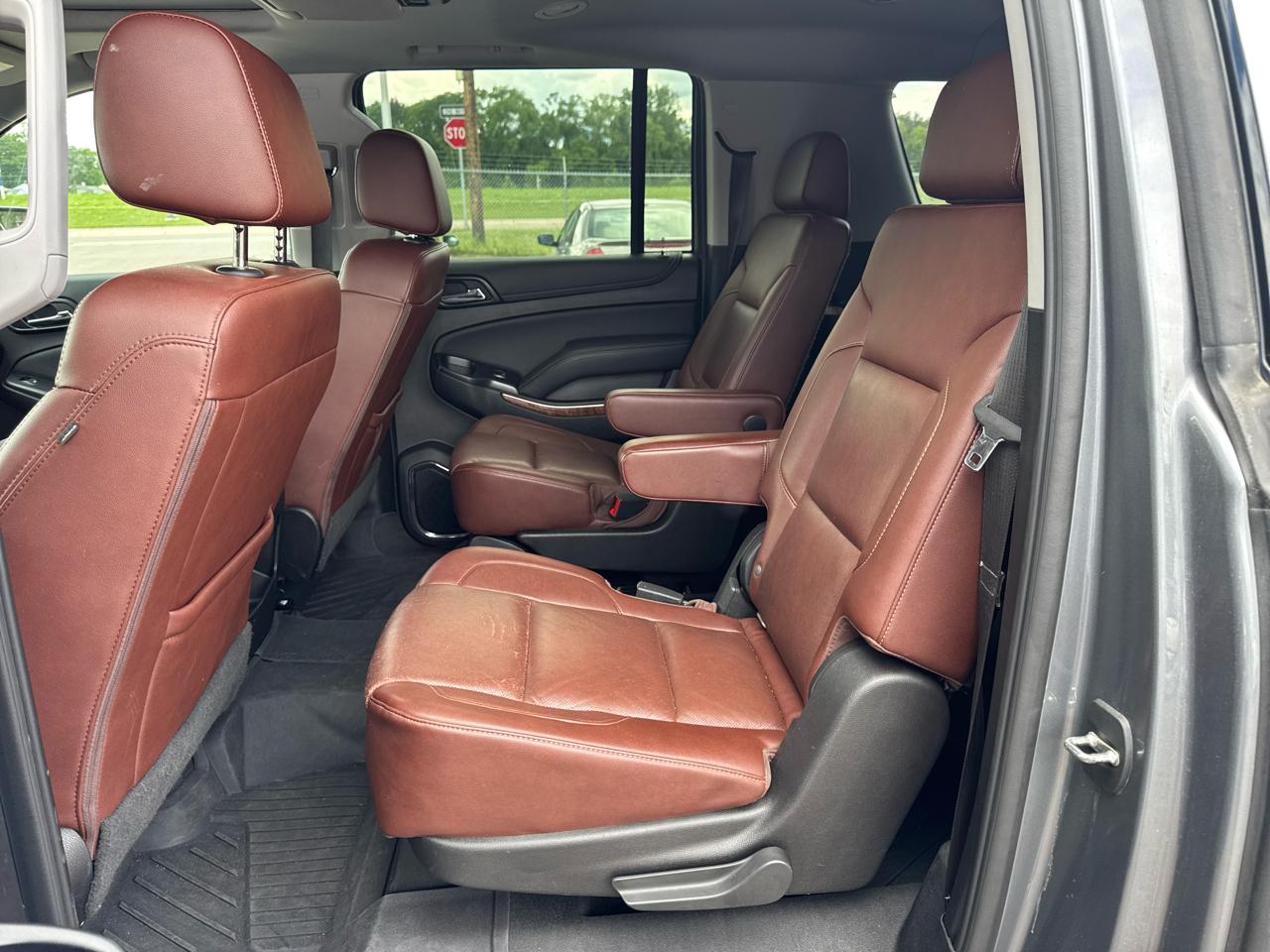 Chevrolet Suburban 4WD 4dr Premier 2020