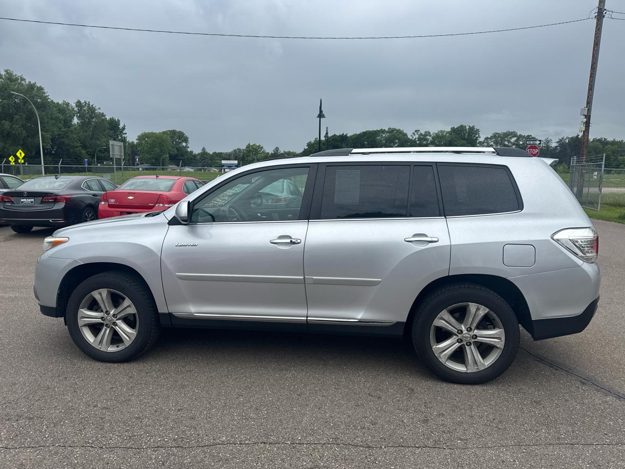 Toyota Highlander 4WD 4dr V6 Limited (Natl) 2013