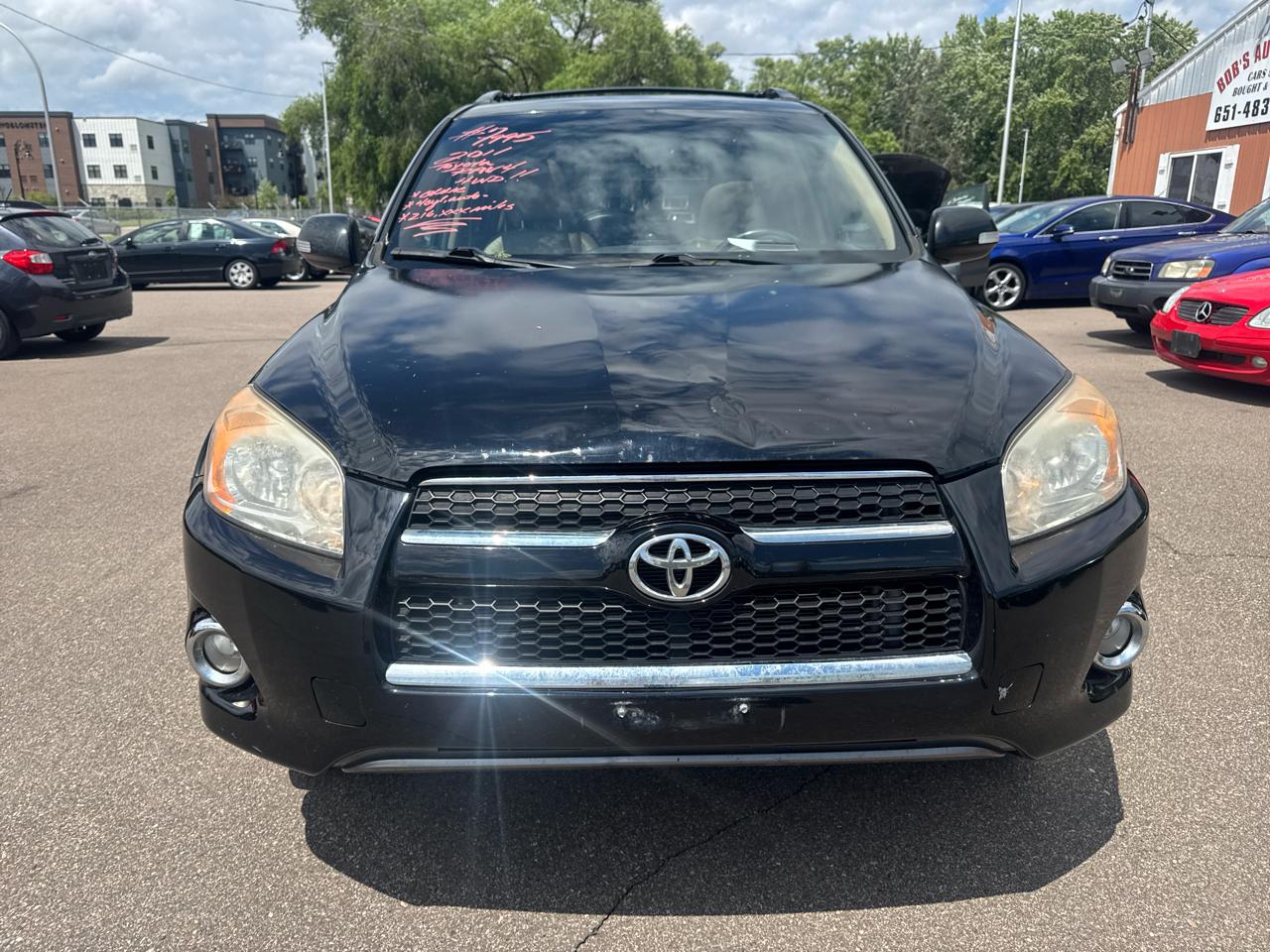Toyota RAV4 4WD 4dr 4-cyl 4-Spd AT Ltd (Natl) 2011