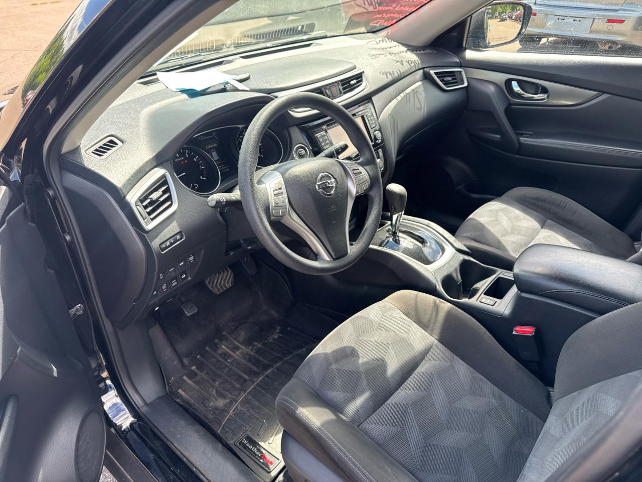 Nissan Rogue AWD 4dr SV 2015