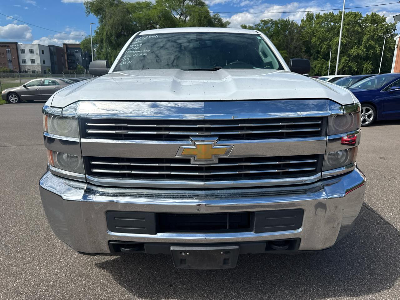 Chevrolet Silverado 2500HD Built After Aug 14 4WD Reg Cab 133.6" Work Truck 2015