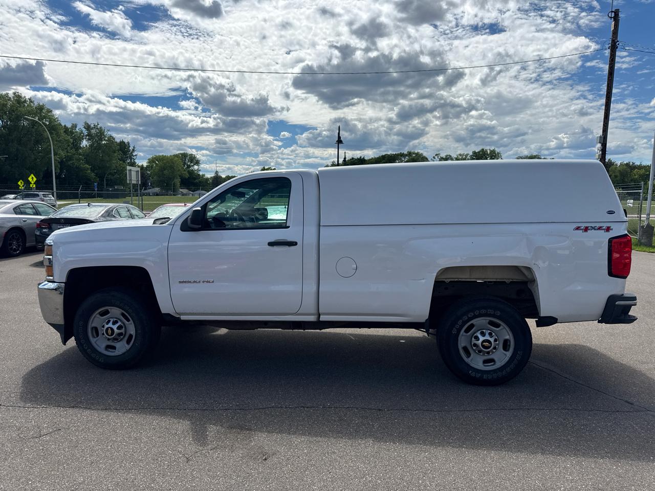 Chevrolet Silverado 2500HD Built After Aug 14 4WD Reg Cab 133.6" Work Truck 2015
