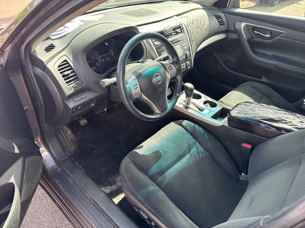 Nissan Altima 4dr Sdn I4 2.5 2015