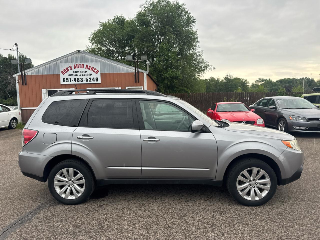Subaru Forester 4dr Man 2.5X Premium w/All-Weather Pkg 2011