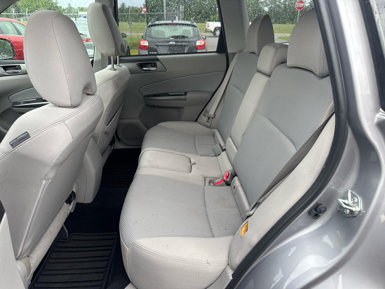 Subaru Forester 4dr Man 2.5X Premium w/All-Weather Pkg 2011