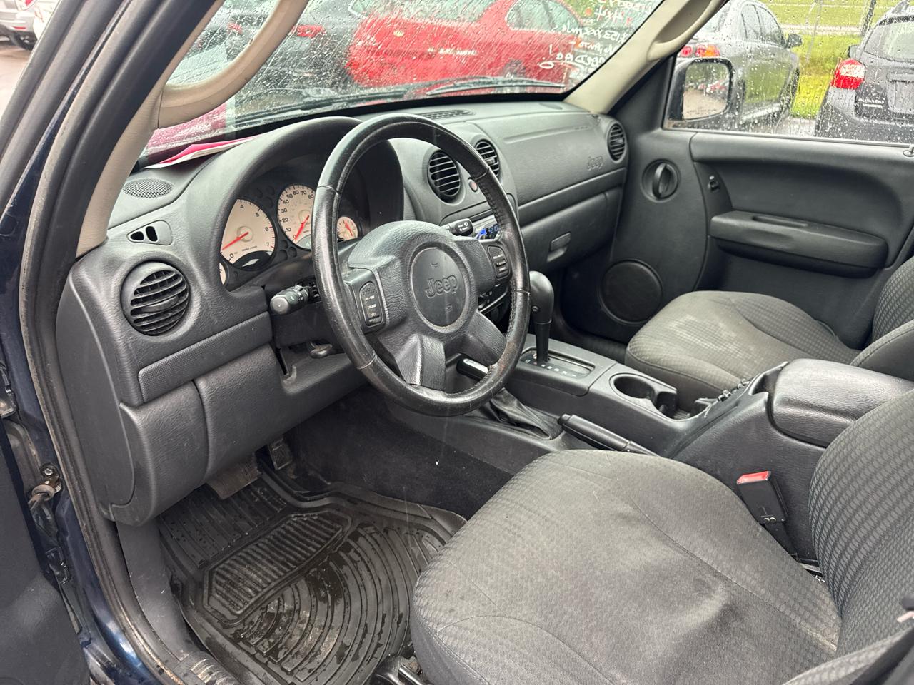 Jeep Liberty 4dr Sport 4WD 2003