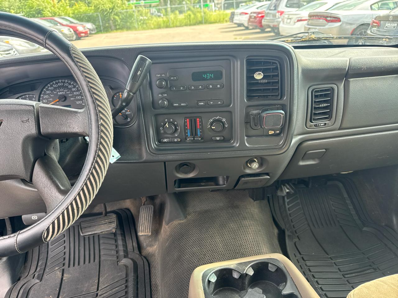 Chevrolet Silverado 2500HD Work Truck Long Box 2WD 2004