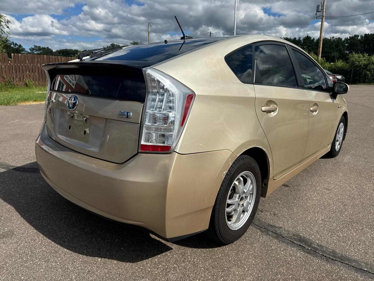 Toyota Prius 5dr HB III (Natl) 2011