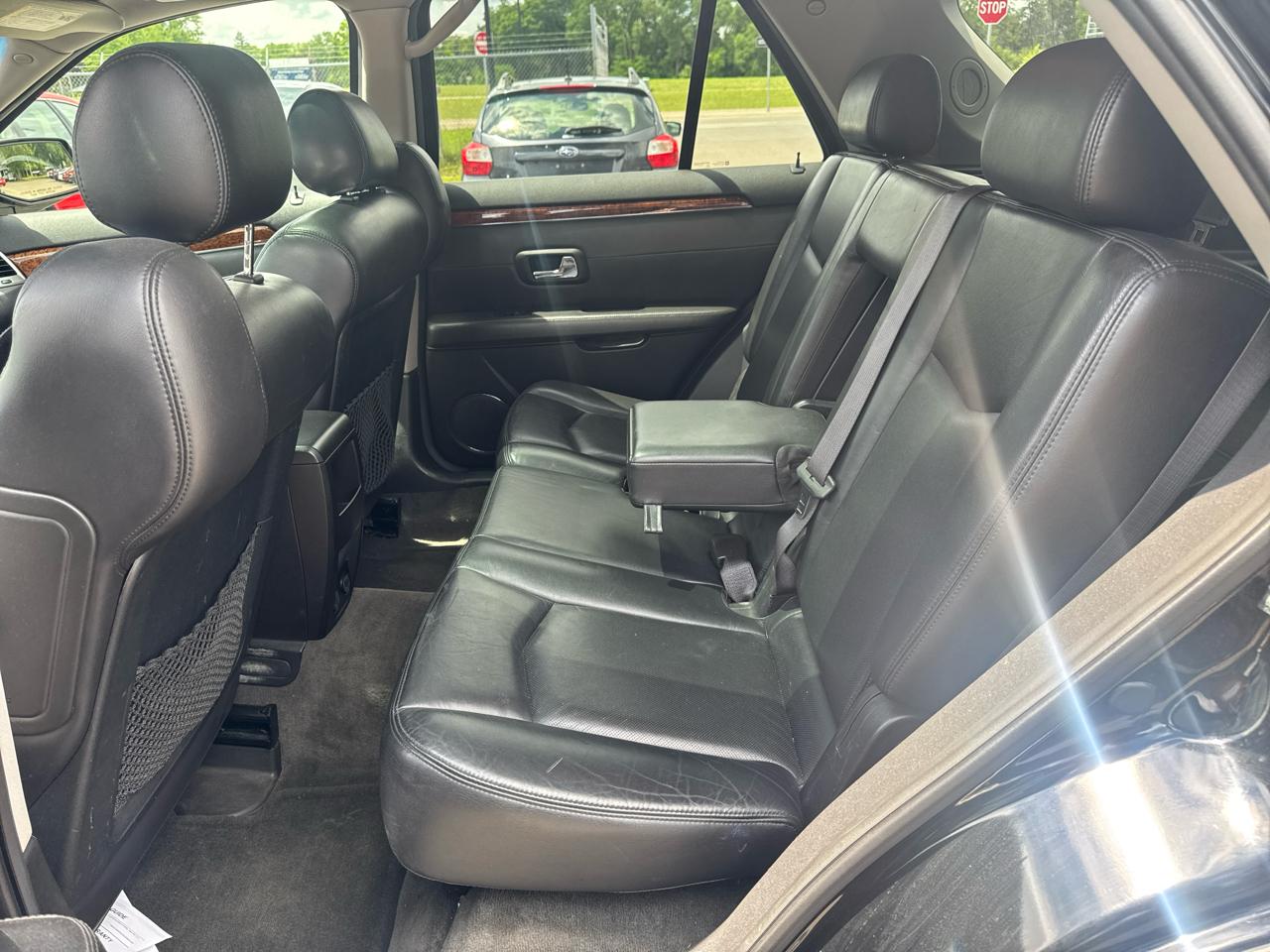 Cadillac SRX AWD 4dr V8 2009