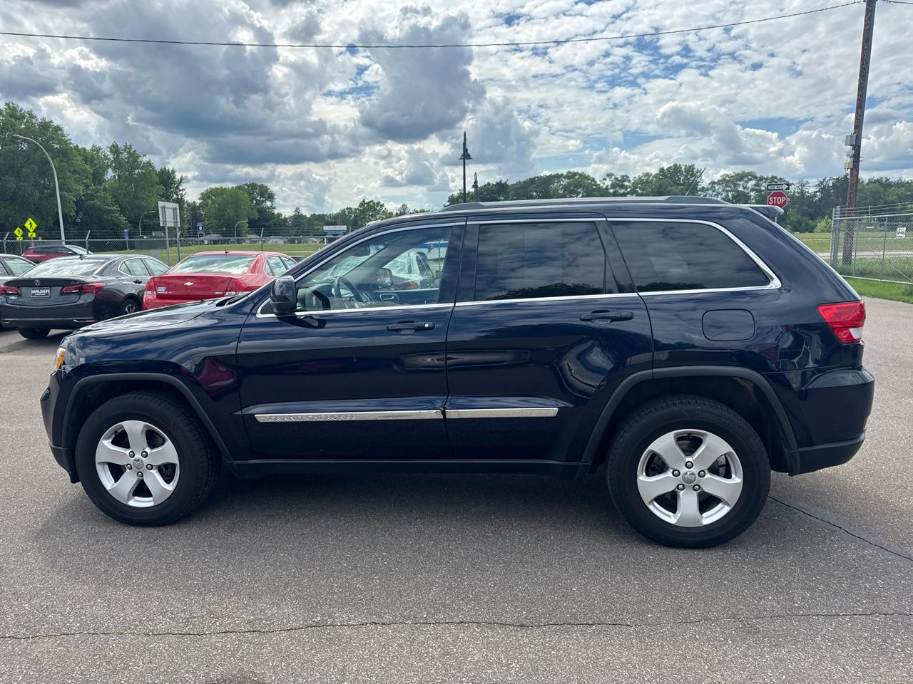 Jeep Grand Cherokee 4WD 4dr Laredo 2012