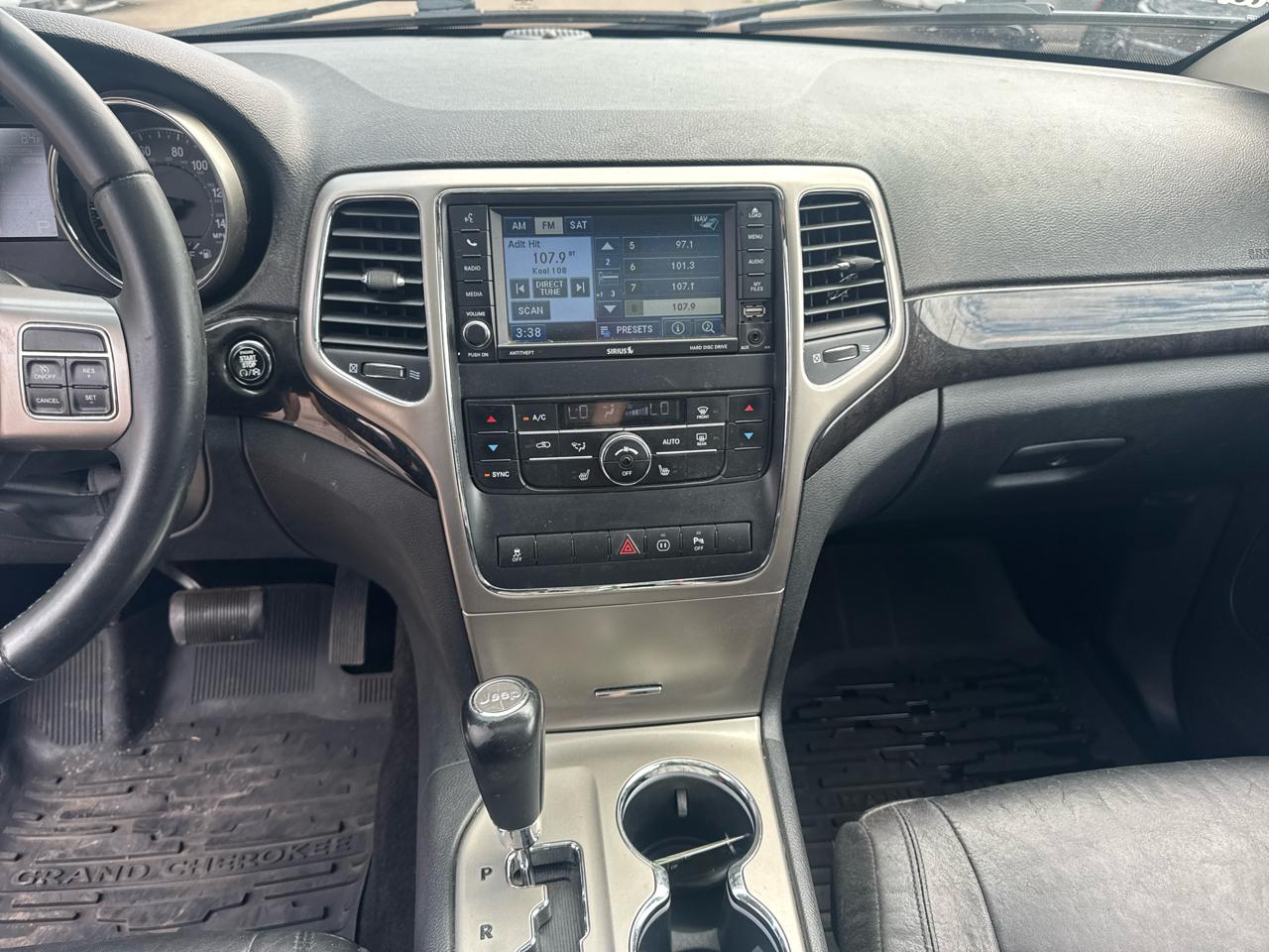 Jeep Grand Cherokee 4WD 4dr Laredo 2012