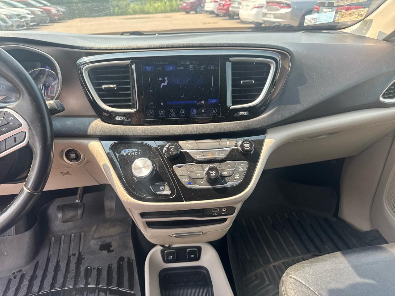 Chrysler Pacifica Touring-L FWD 2017