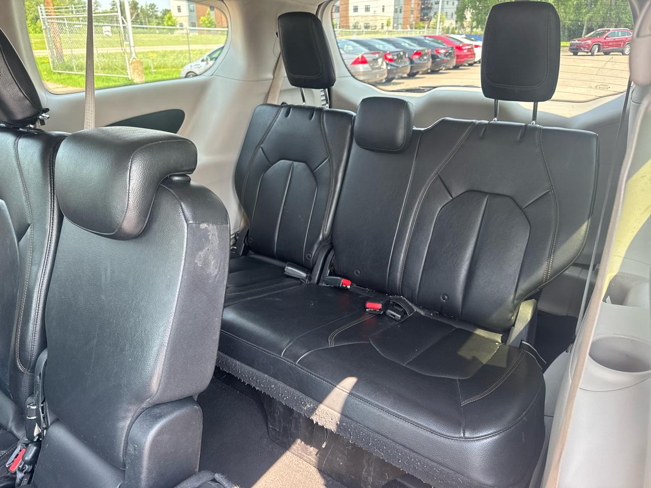 Chrysler Pacifica Touring-L FWD 2017