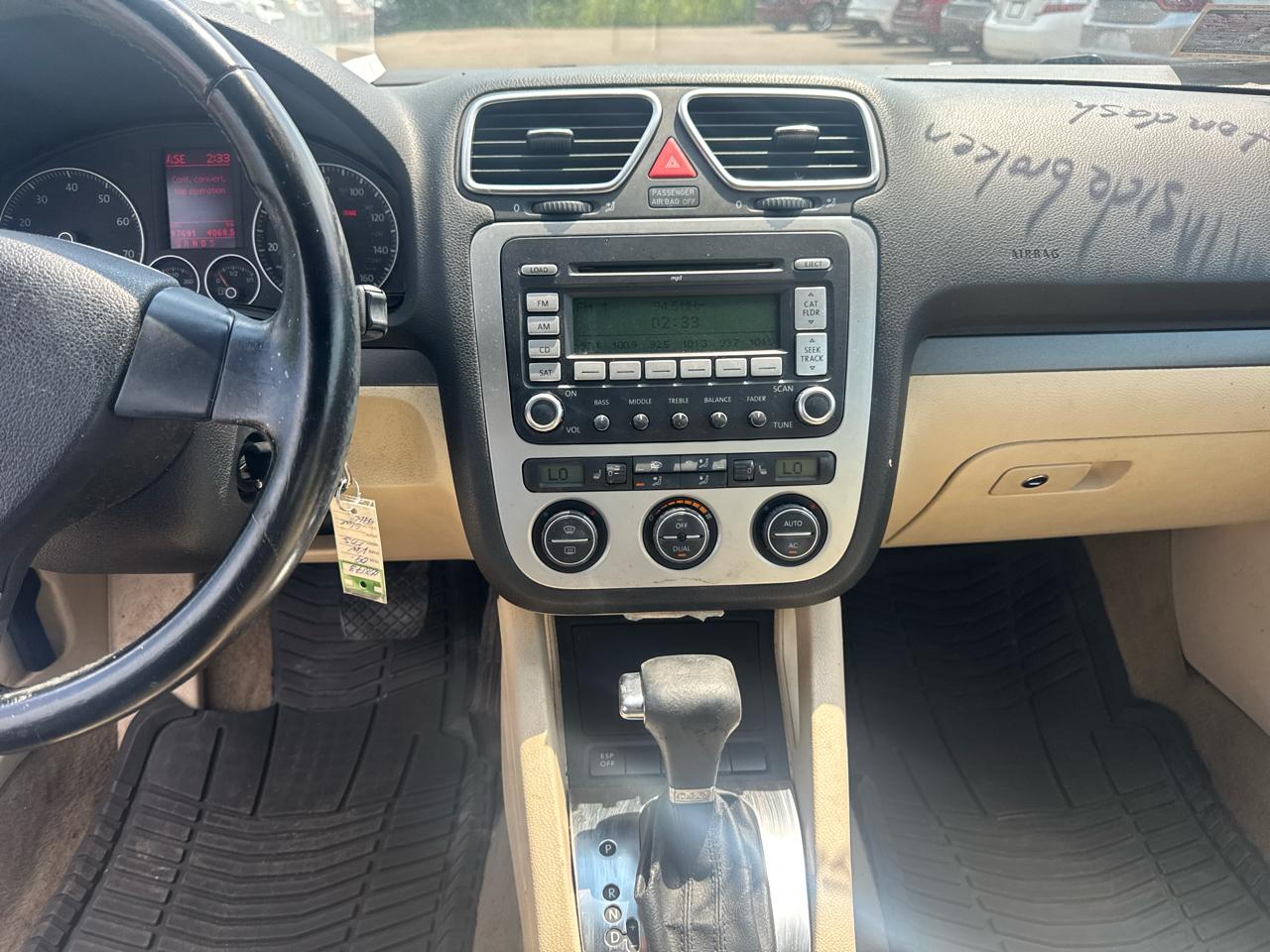 Volkswagen Eos 2dr Conv DSG Komfort 2009