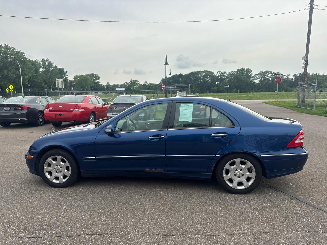 Mercedes-Benz C-Class 4dr Sdn 2.6L 4MATIC 2005