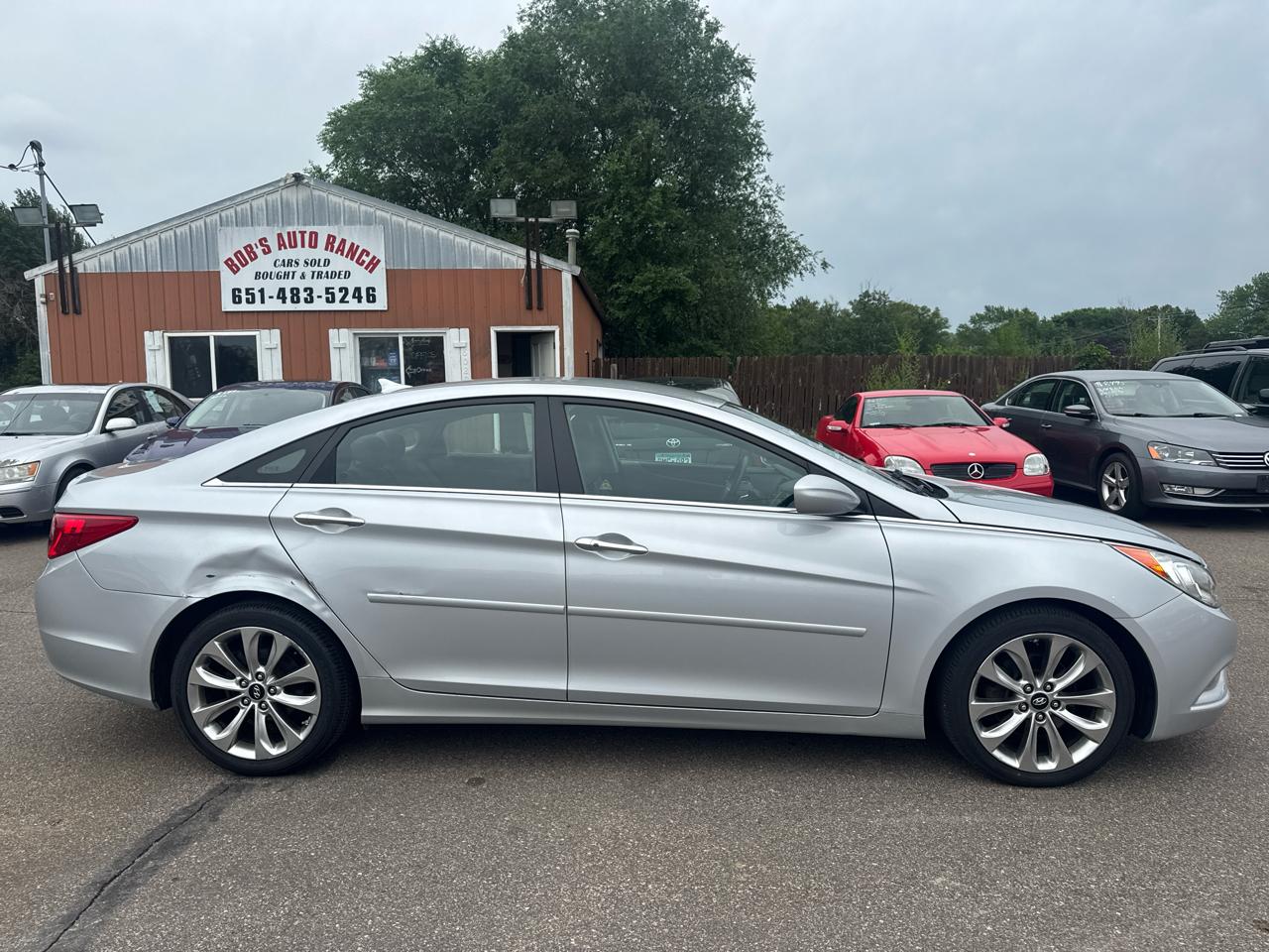 Hyundai Sonata 4dr Sdn 2.4L Auto SE 2011