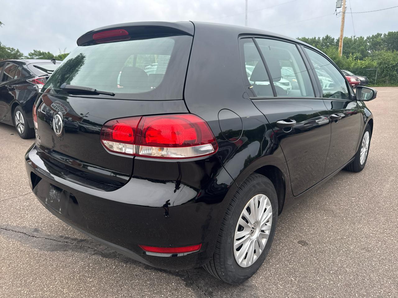 Volkswagen Golf 4dr HB Auto 2012