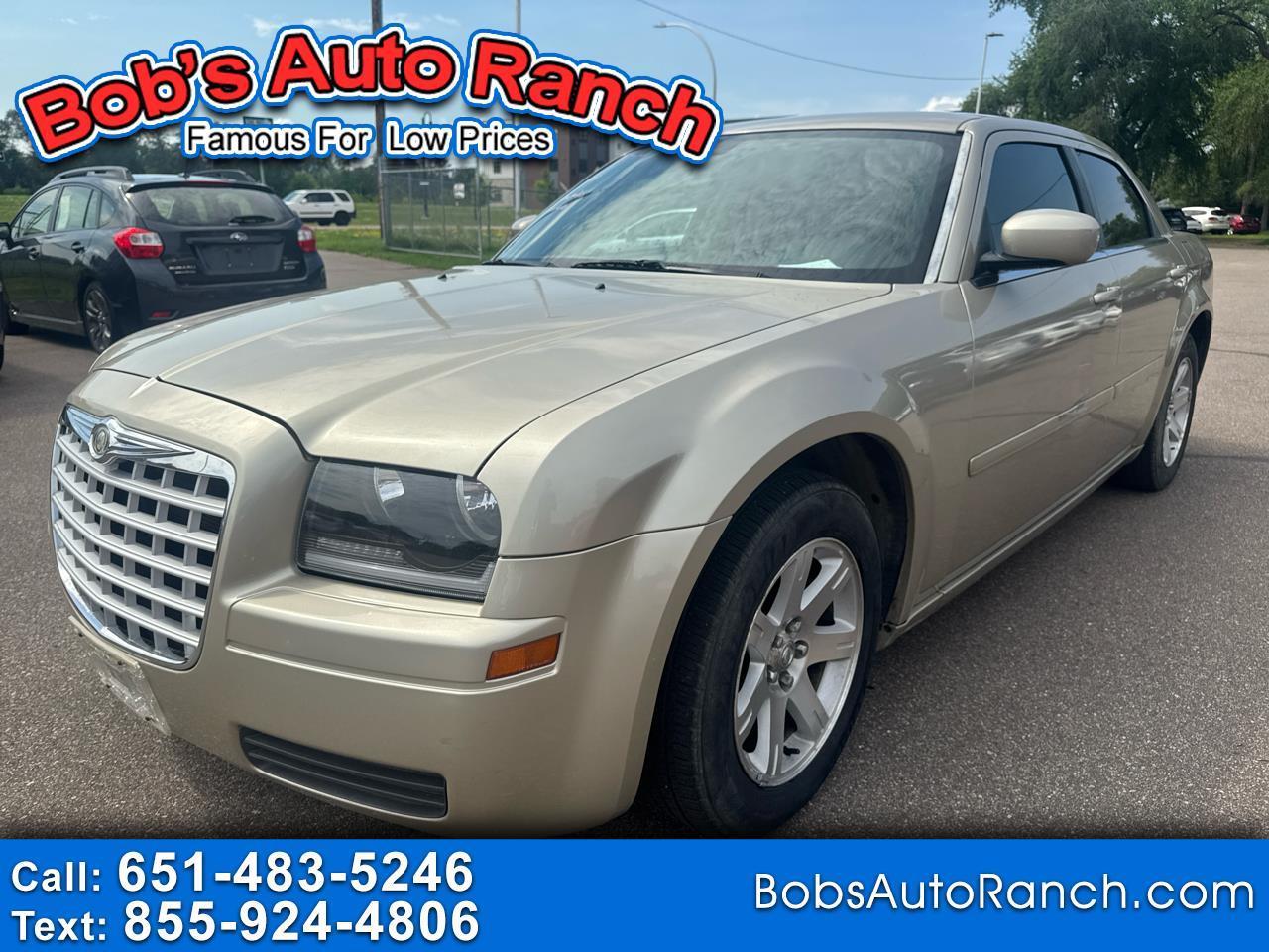 Chrysler 300 4dr Sdn 300 2006