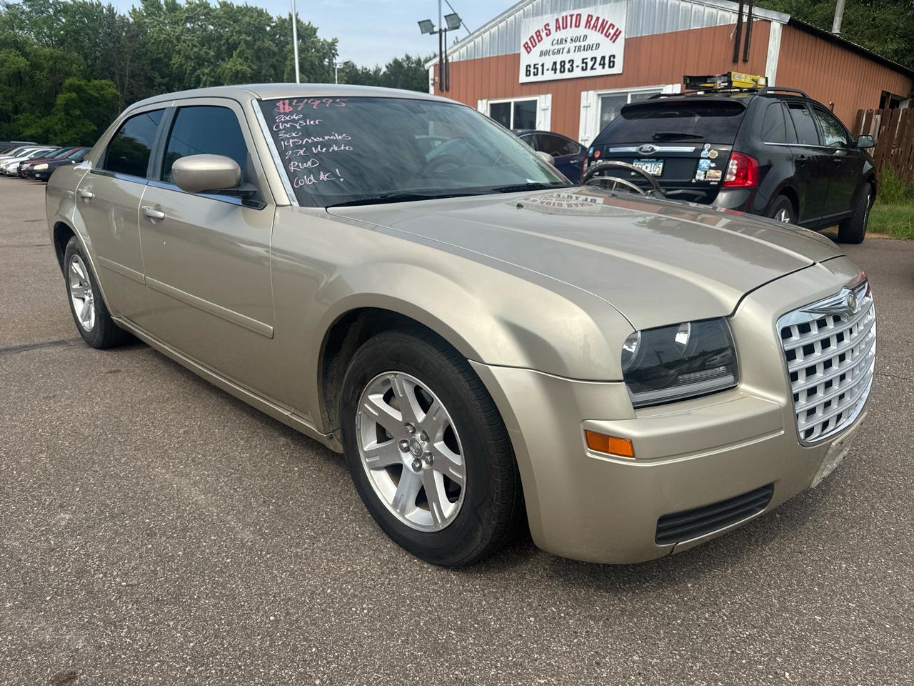 Chrysler 300 4dr Sdn 300 2006