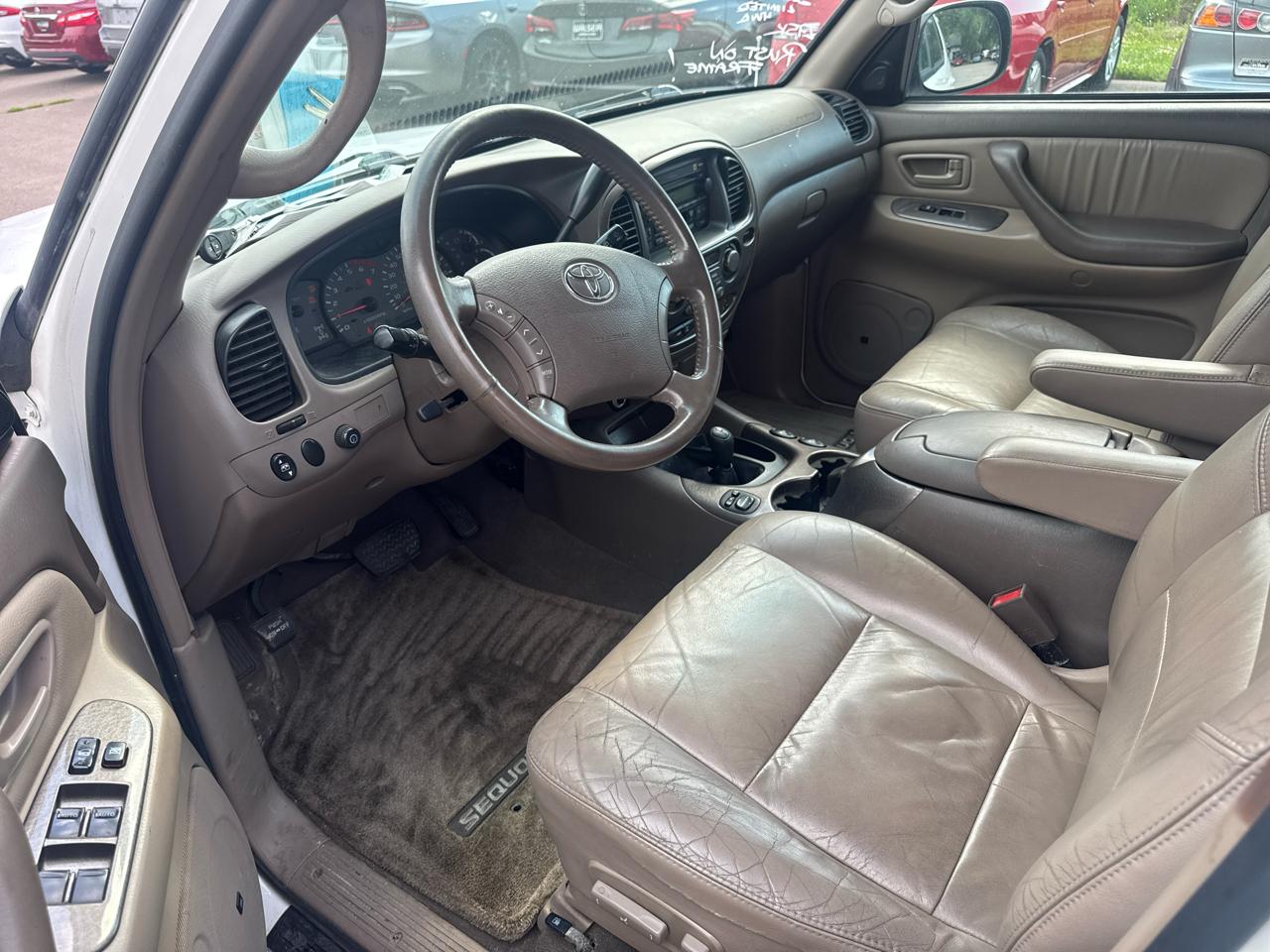 Toyota Sequoia 4dr Limited 4WD (Natl) 2003