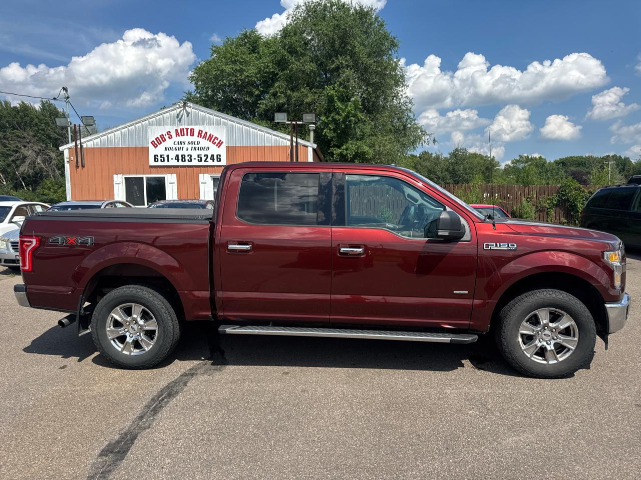 Ford F-150 4WD SuperCrew 145" XLT 2017
