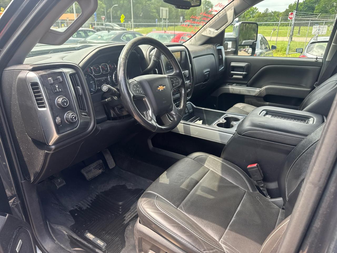 Chevrolet Silverado 2500HD 4WD Crew Cab 153.7" LTZ 2018