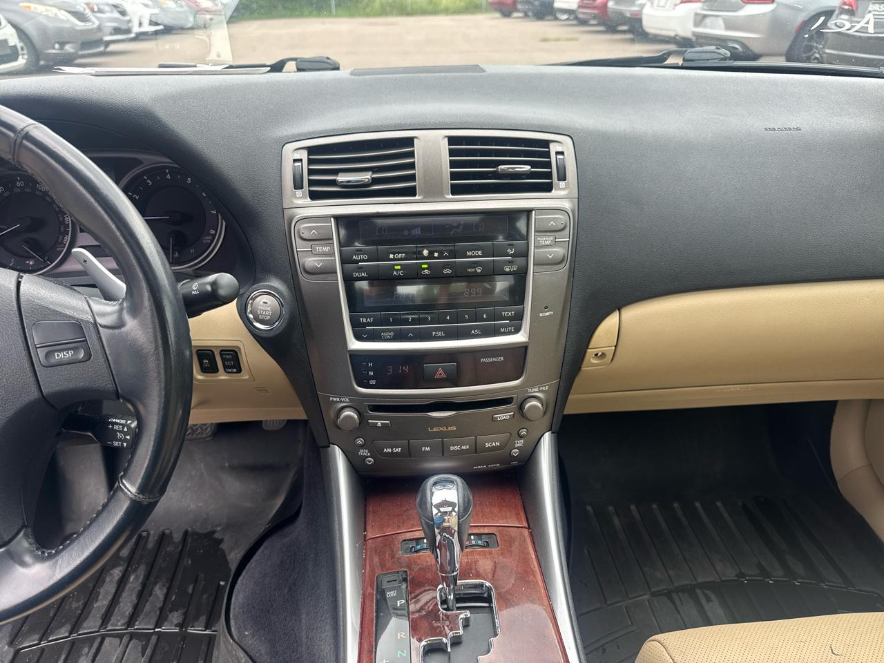 Lexus IS 250 4dr Sport Sdn Auto AWD 2008