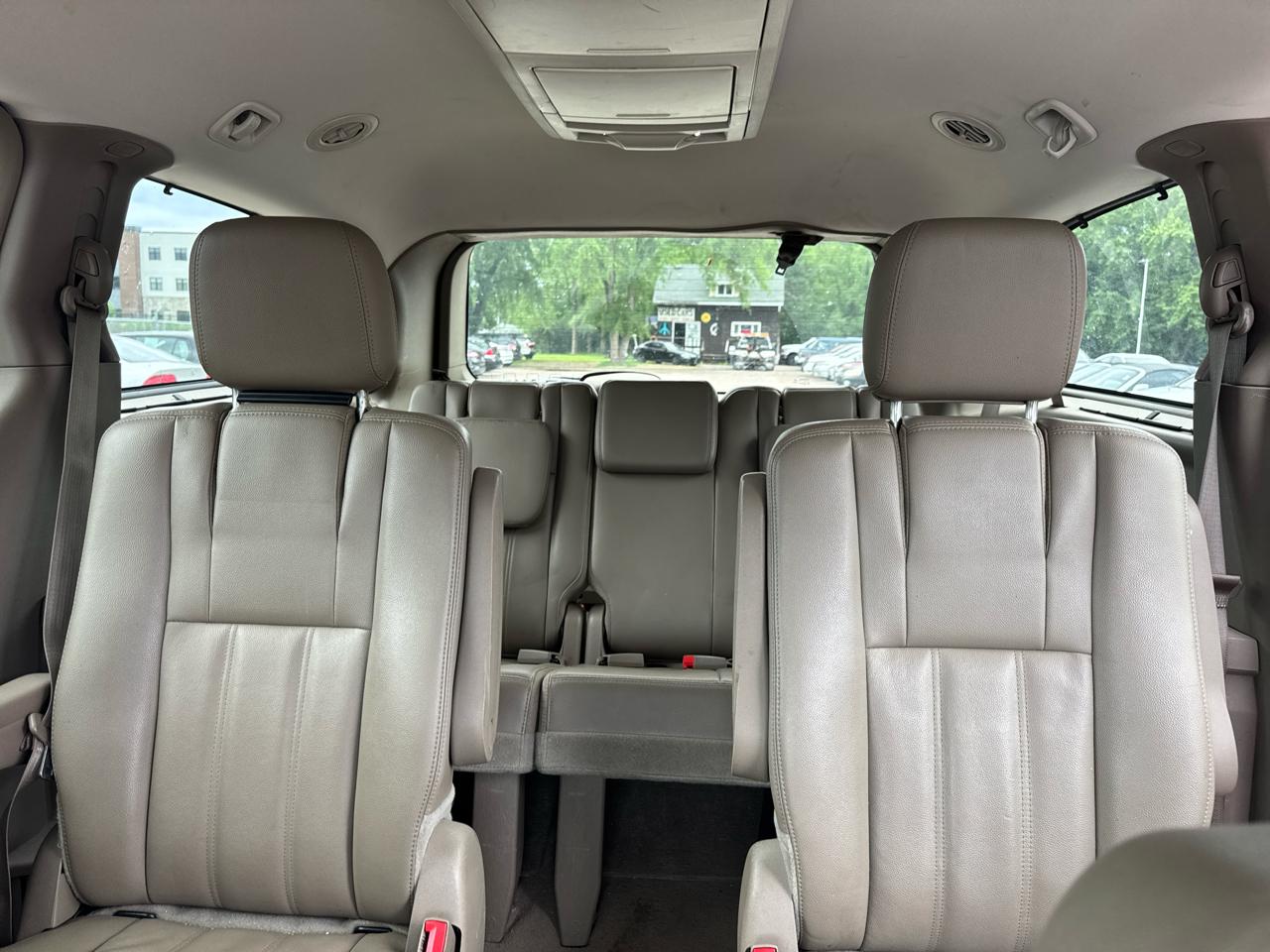 Chrysler Town & Country 4dr Wgn Touring 2014