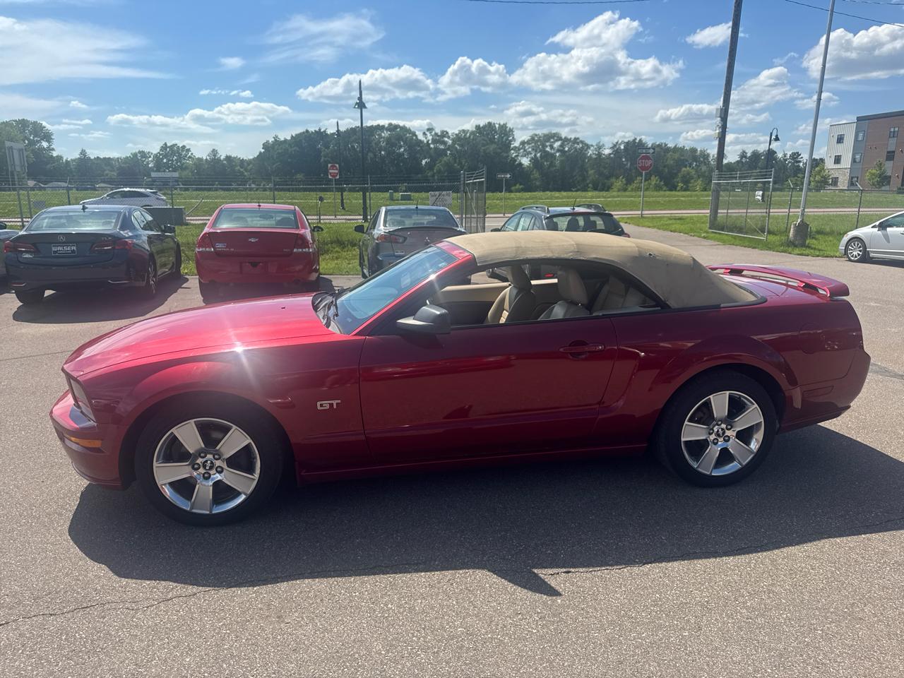 Ford Mustang 2dr Conv GT Deluxe 2006