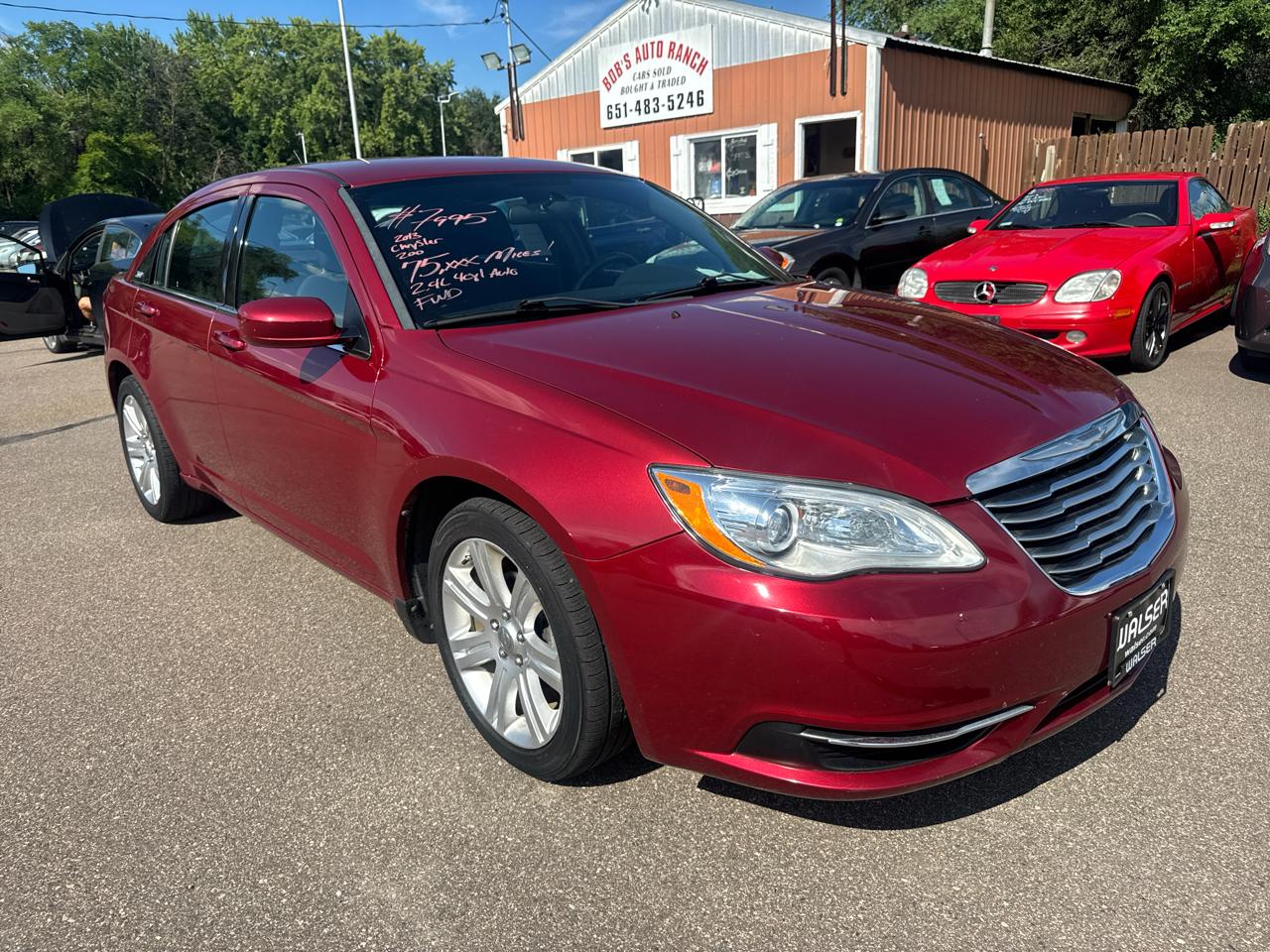 Chrysler 200 4dr Sdn LX 2013
