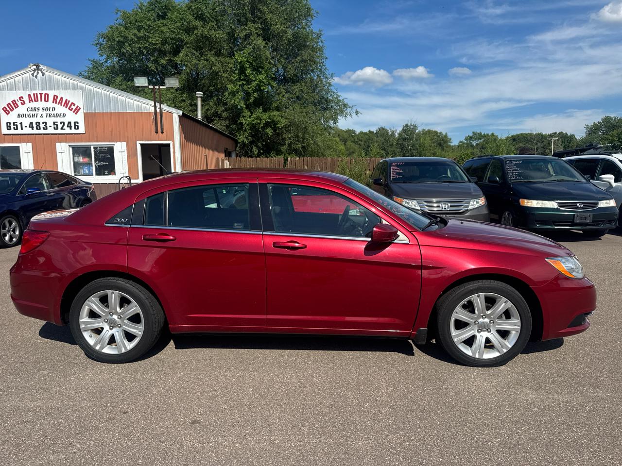 Chrysler 200 4dr Sdn LX 2013