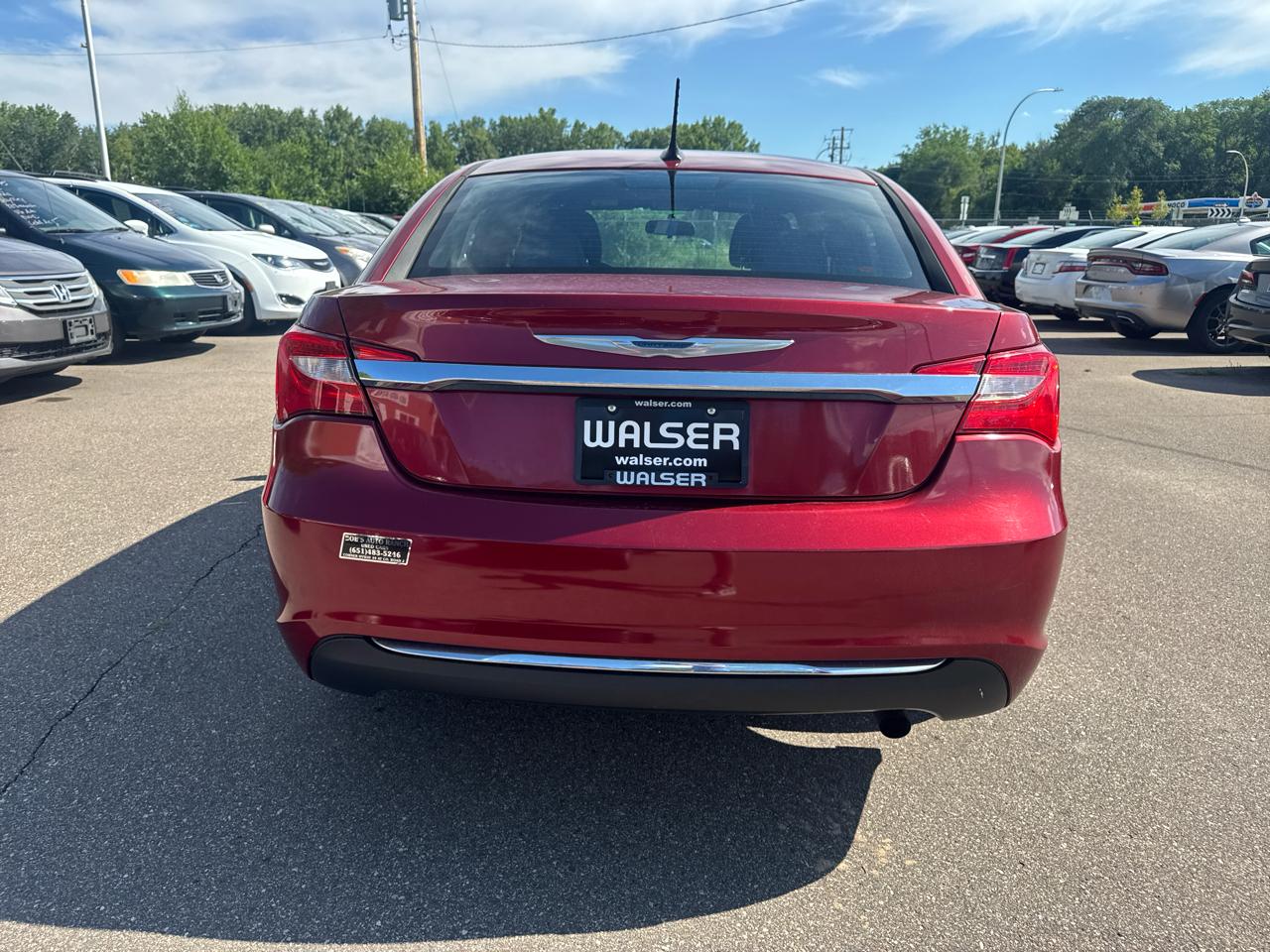 Chrysler 200 4dr Sdn LX 2013