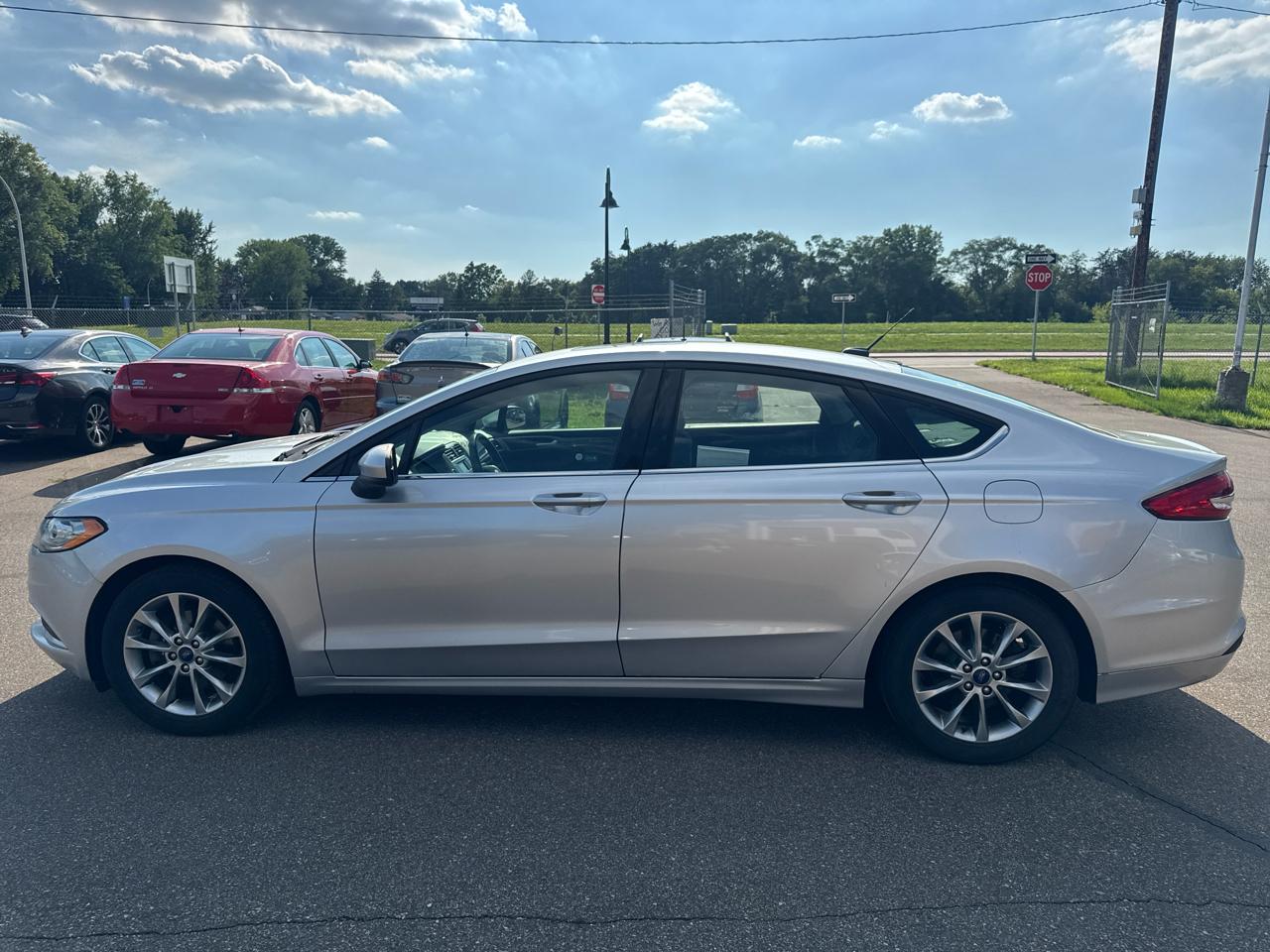 Ford Fusion SE FWD 2017