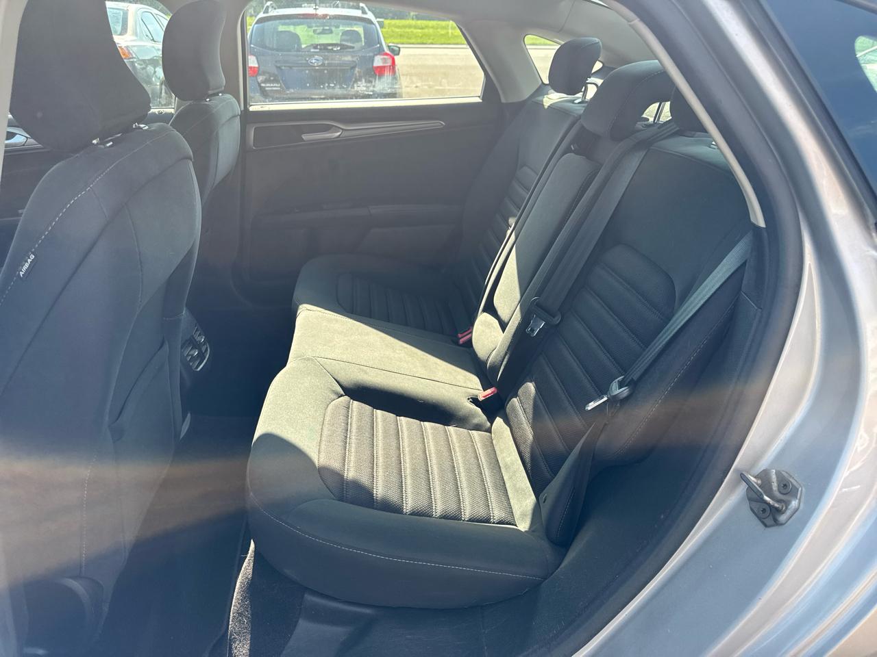 Ford Fusion SE FWD 2017