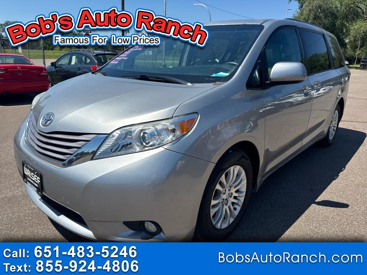 Toyota Sienna XLE Auto Access Seat FWD 7-Passenger (Natl) 2017