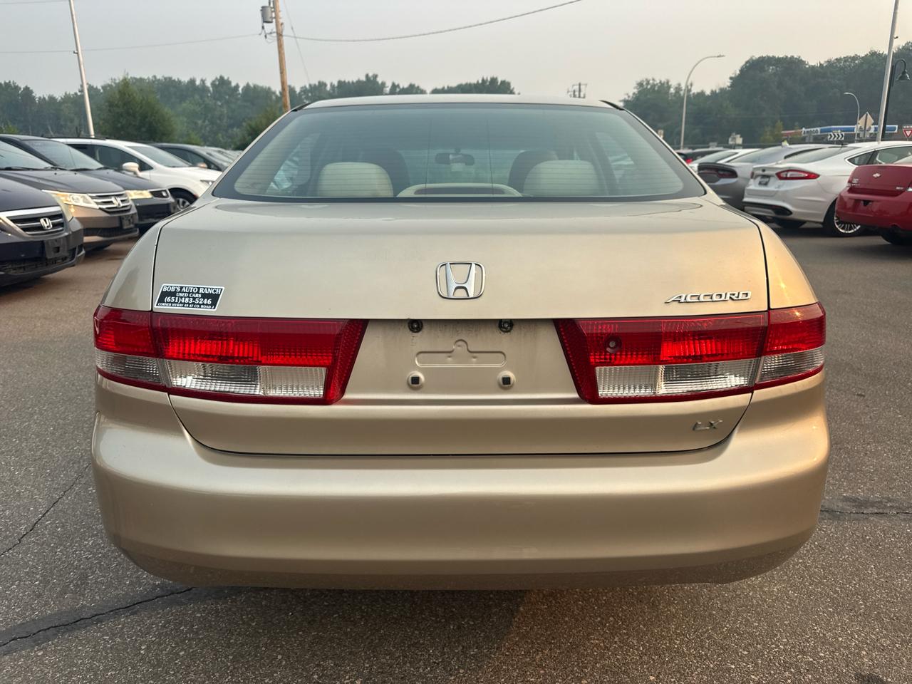 Honda Accord Sdn LX Auto 2004