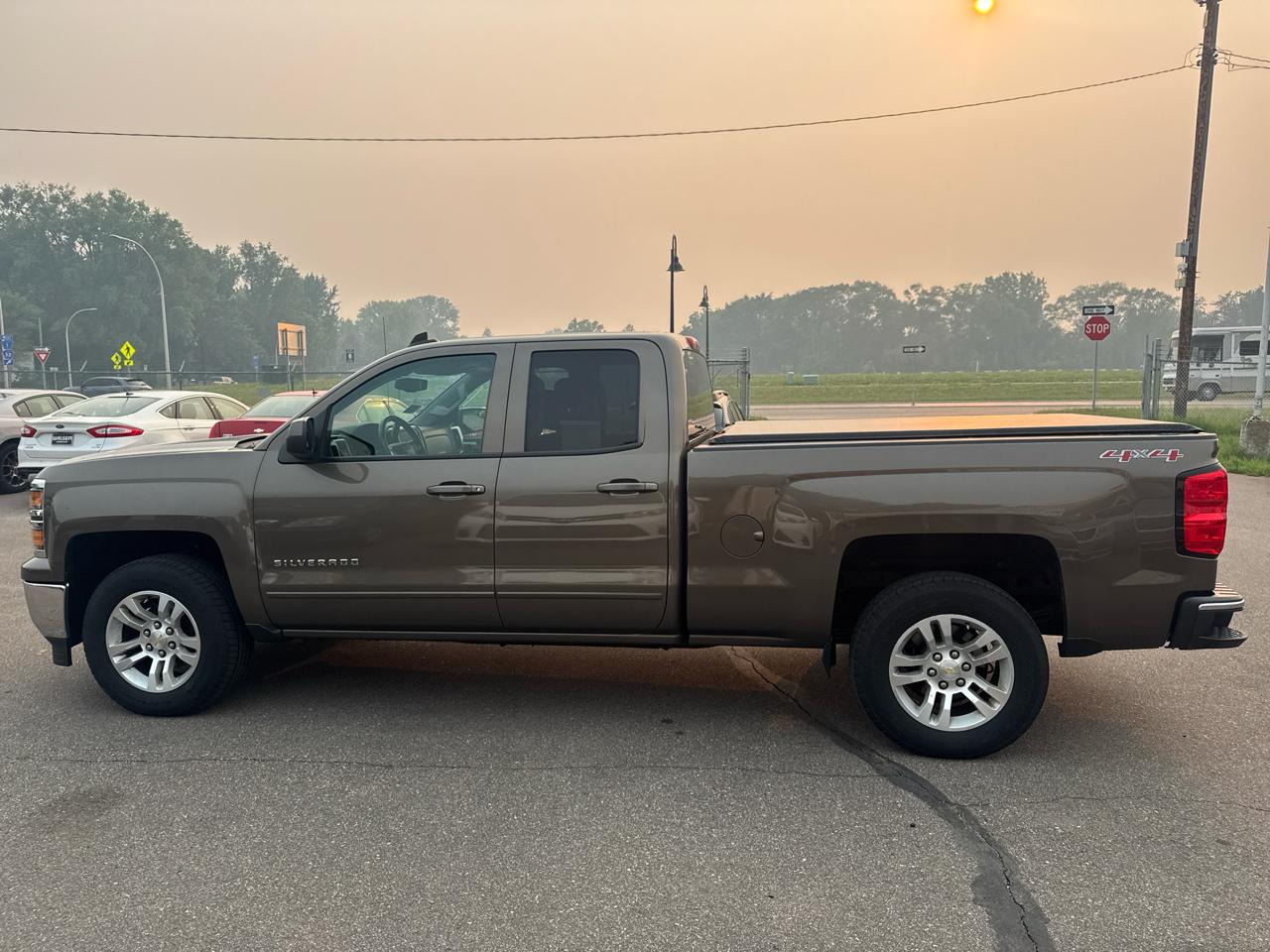 Chevrolet Silverado 1500 4WD Double Cab 143.5" LT w/1LT 2015