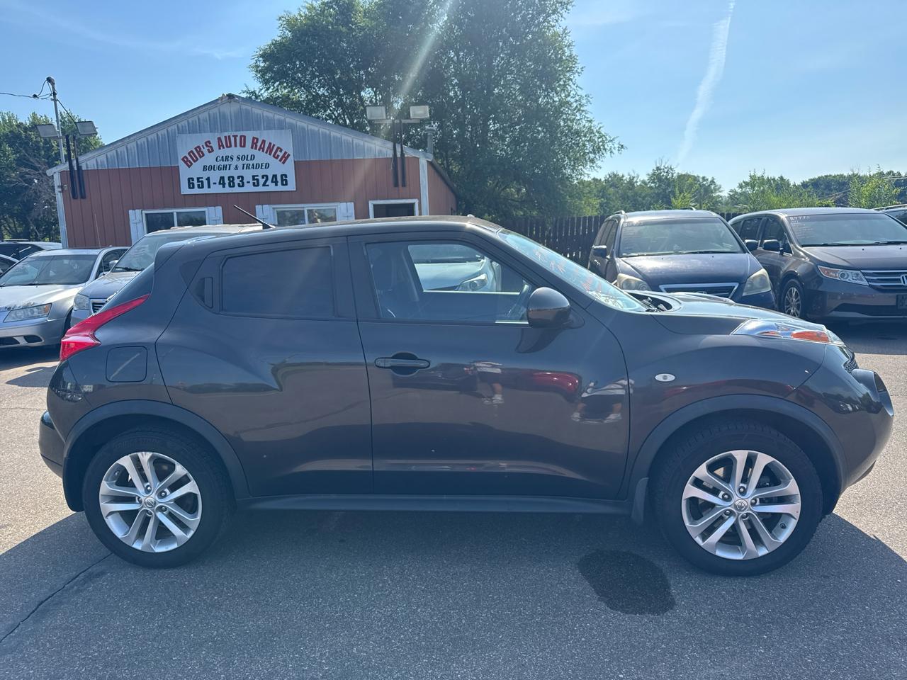 Nissan Juke 5dr Wgn I4 CVT S AWD 2011