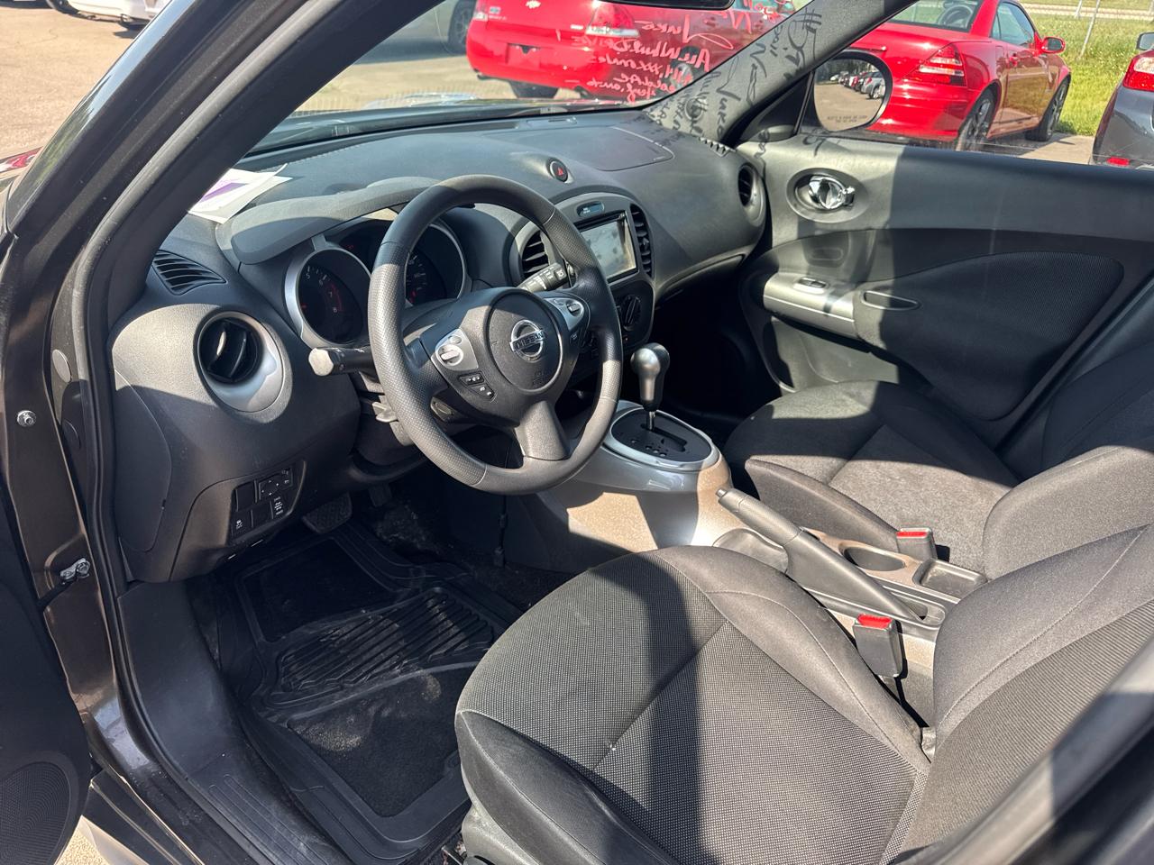 Nissan Juke 5dr Wgn I4 CVT S AWD 2011