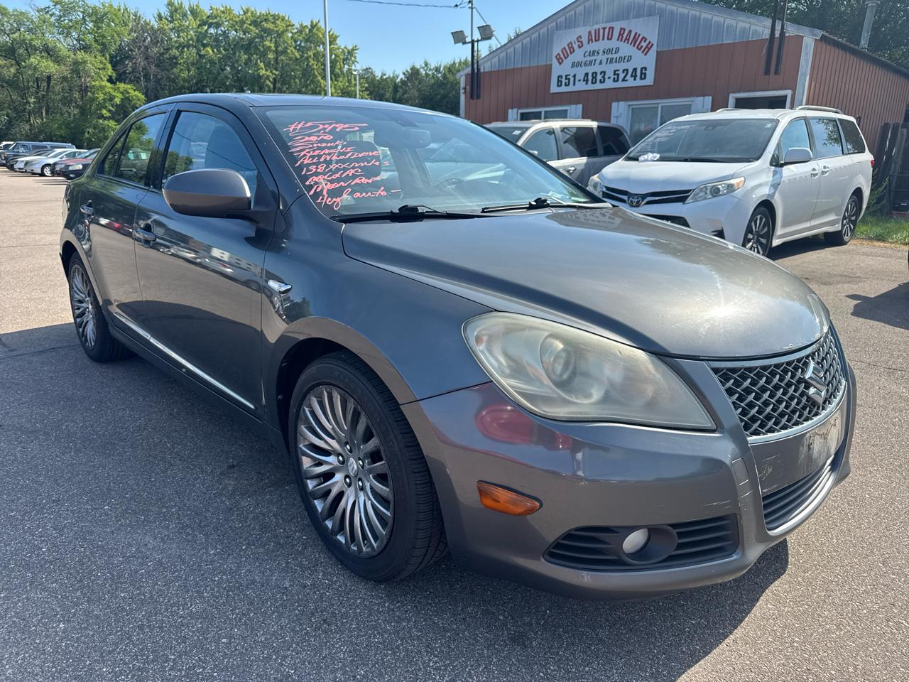 Suzuki Kizashi 4dr Sdn CVT AWD SLS 2010