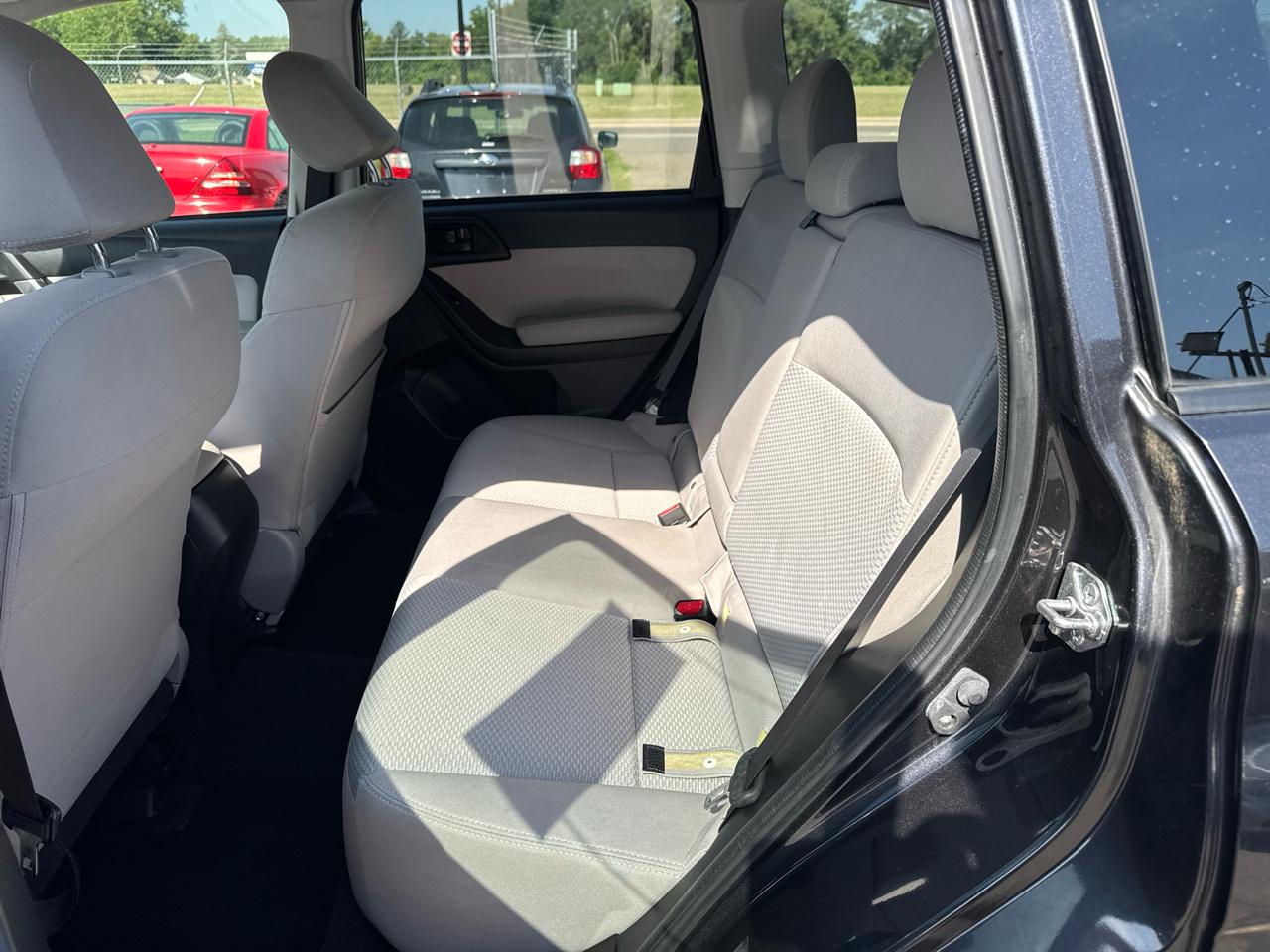 Subaru Forester 4dr CVT 2.5i Premium PZEV 2016