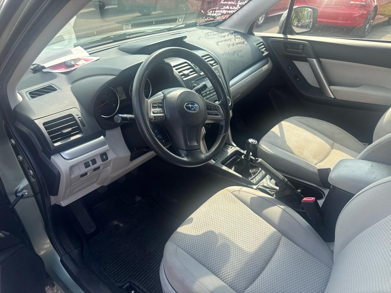 Subaru Forester 4dr Man 2.5i Premium PZEV 2015