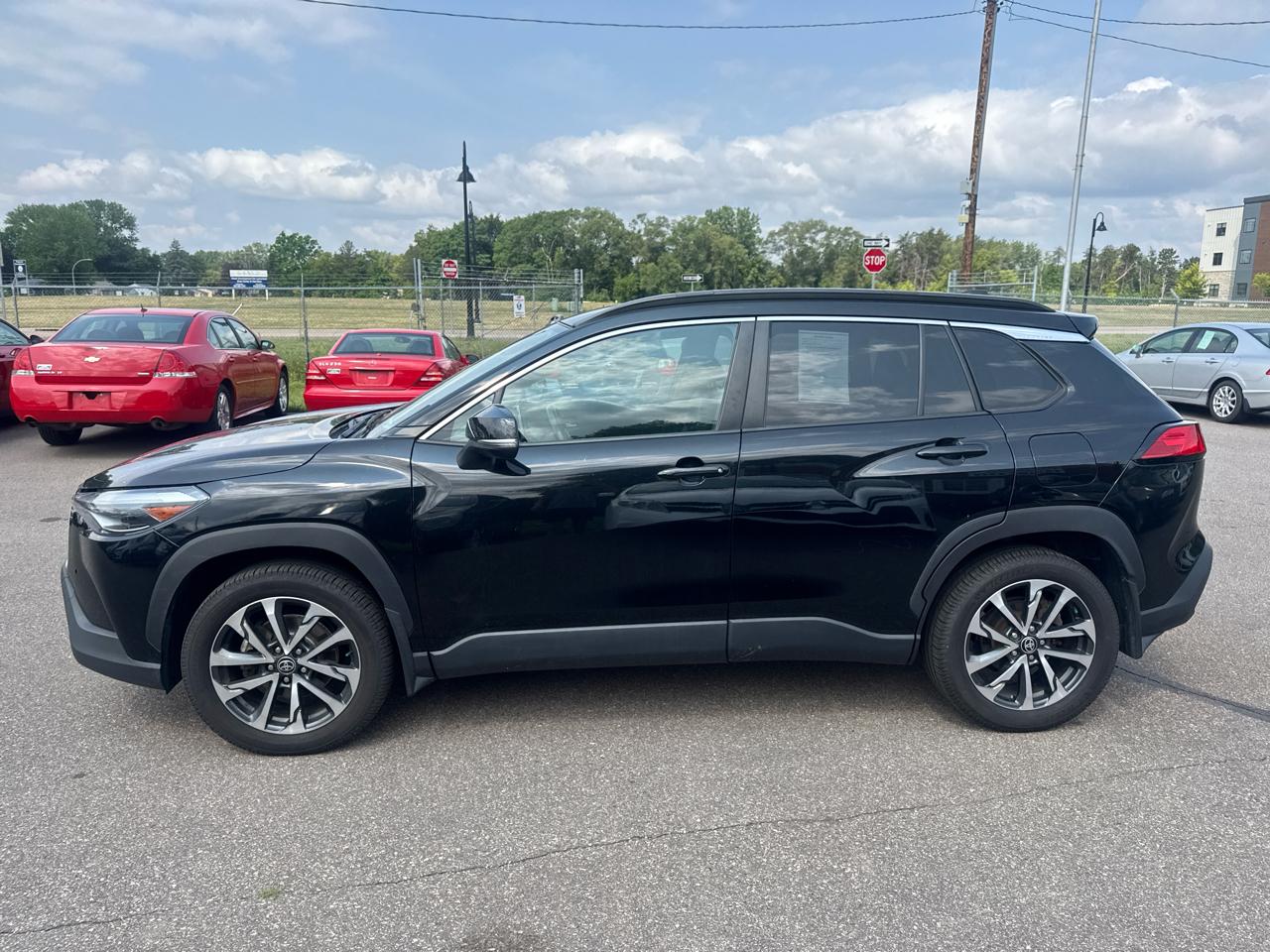 Toyota Corolla Cross XLE 4WD (Natl) 2022
