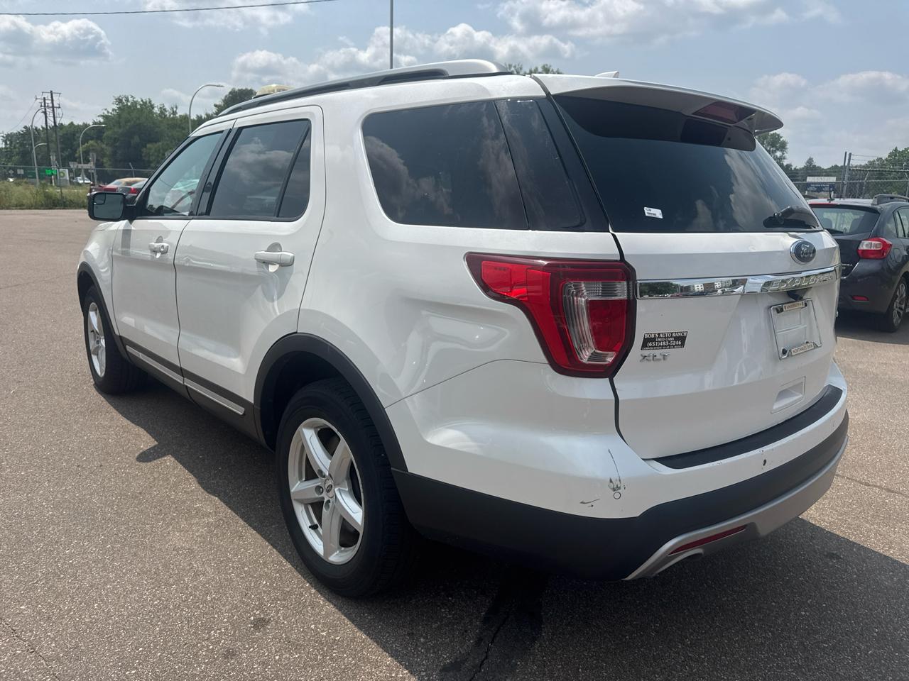 Ford Explorer 4WD 4dr XLT 2016