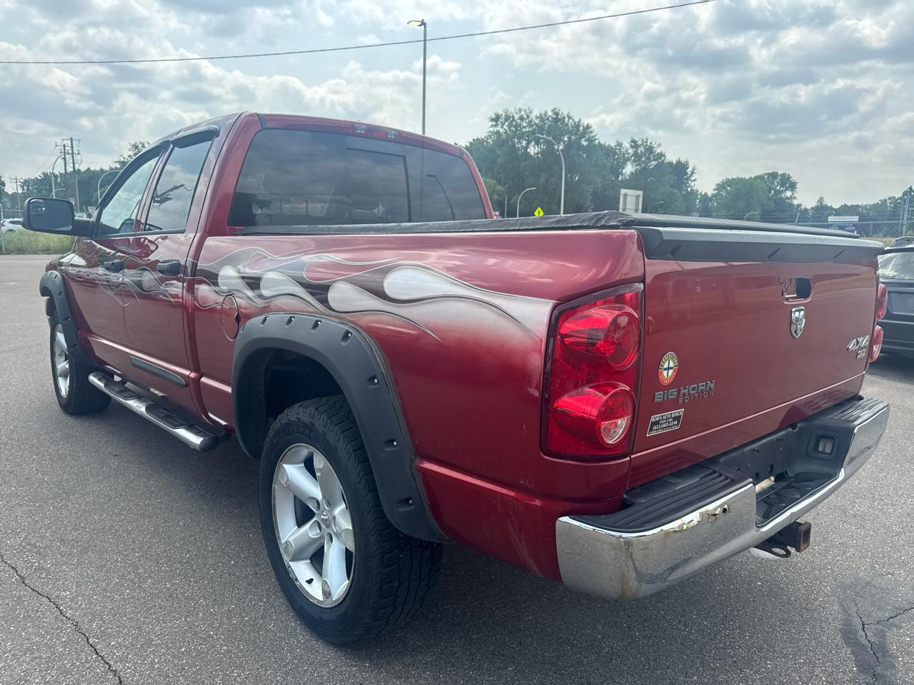 Dodge Ram 1500 4WD Quad Cab 140.5" SLT 2007