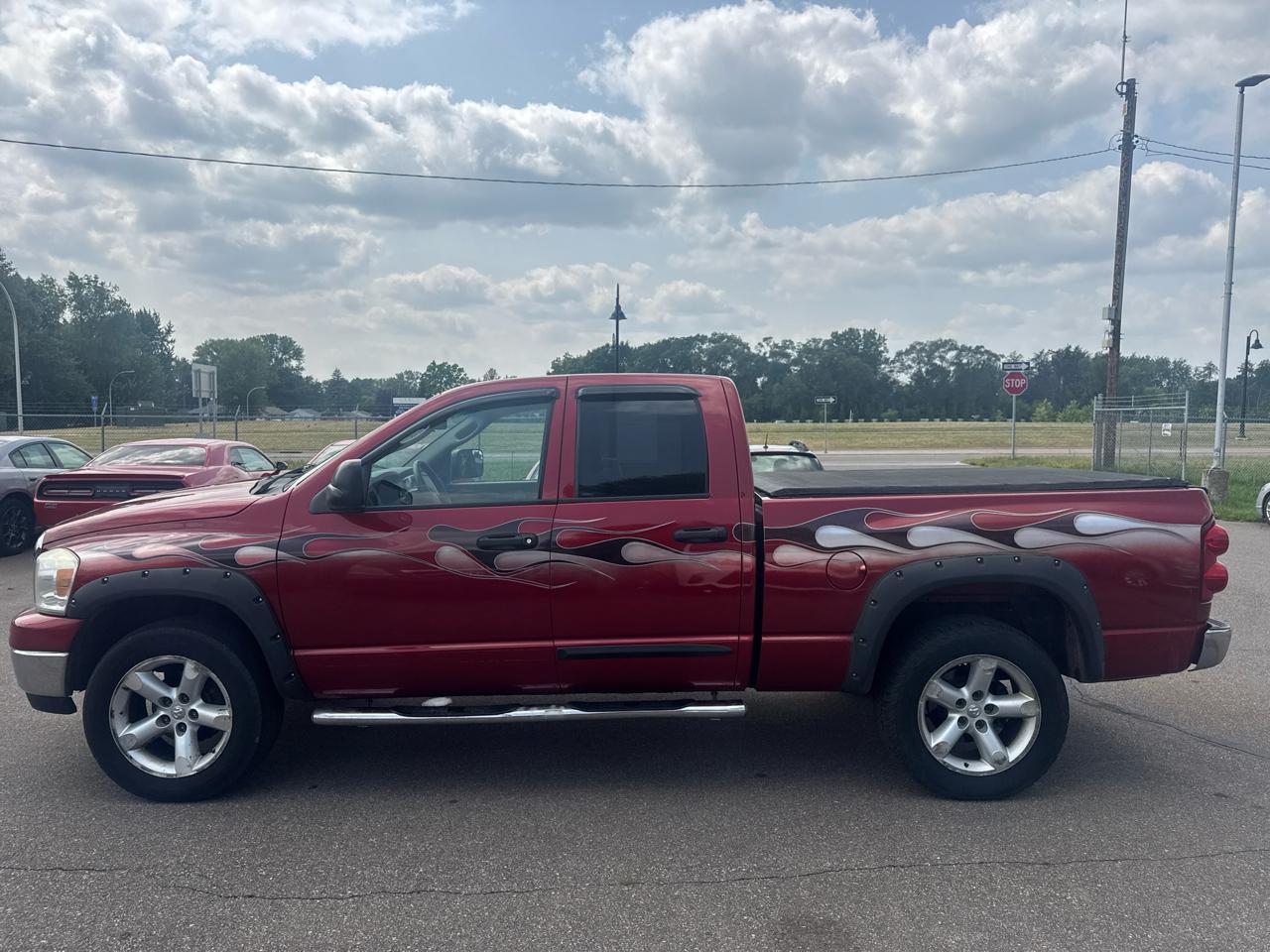 Dodge Ram 1500 4WD Quad Cab 140.5" SLT 2007